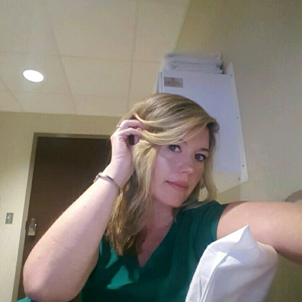 Meet your Posher, Stephani